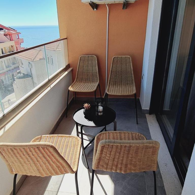 SeaView Apartment & Pool - Apartment with Sea View - 6