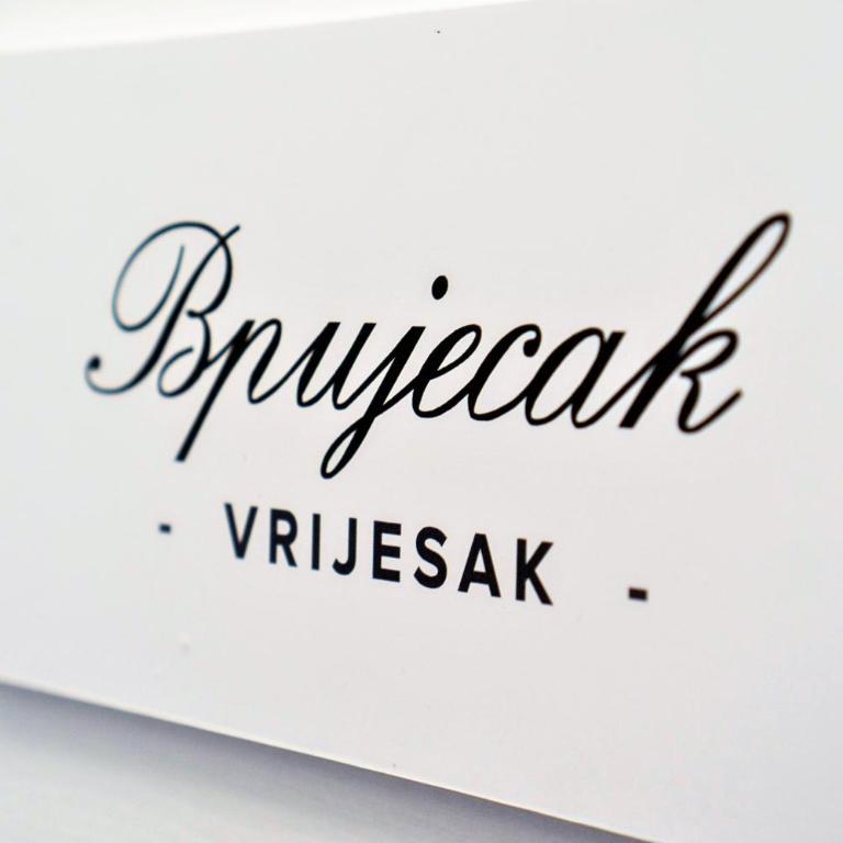 Herceg Vila - Deluks Dvokrevetna Soba sa Bračnim Krevetom i Balkonom - 1