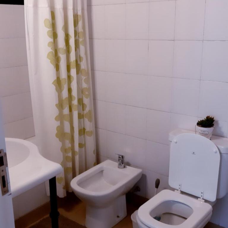 Hermoso departamento céntrico en ultimo piso, con cochera - Apartamento de 1 dormitorio - 10