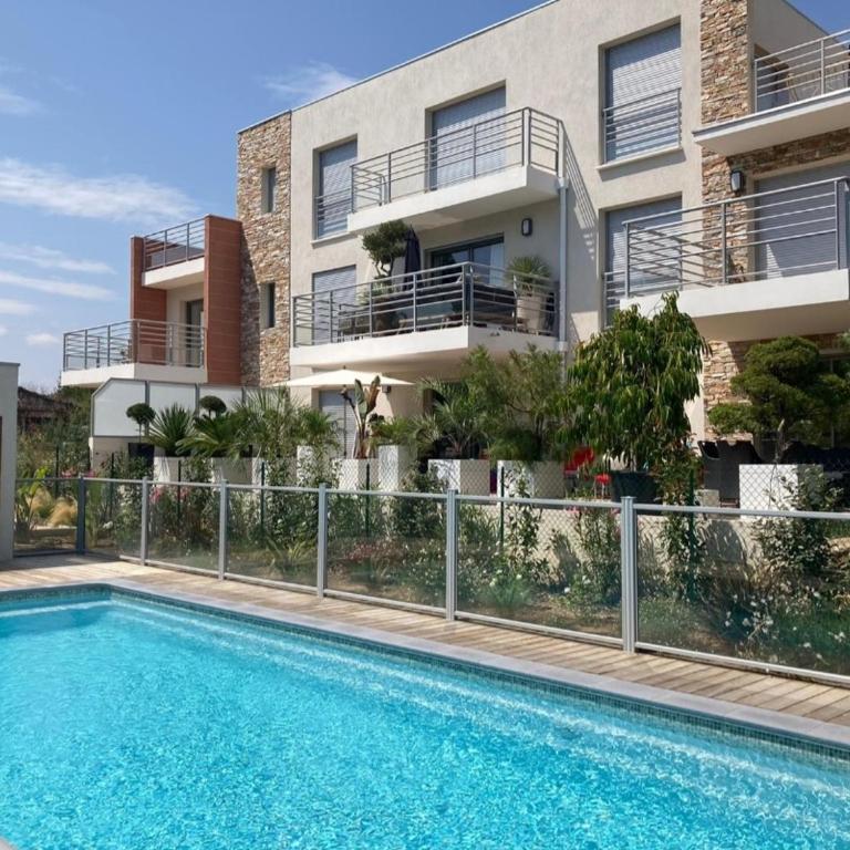 Perfect place to stay In Juan-les-Pins - Appartement 1 Chambre - 1