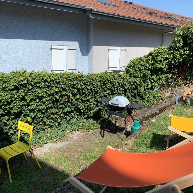 Elégant 3 pièces - Parking - Appartement 2 Chambres - 14