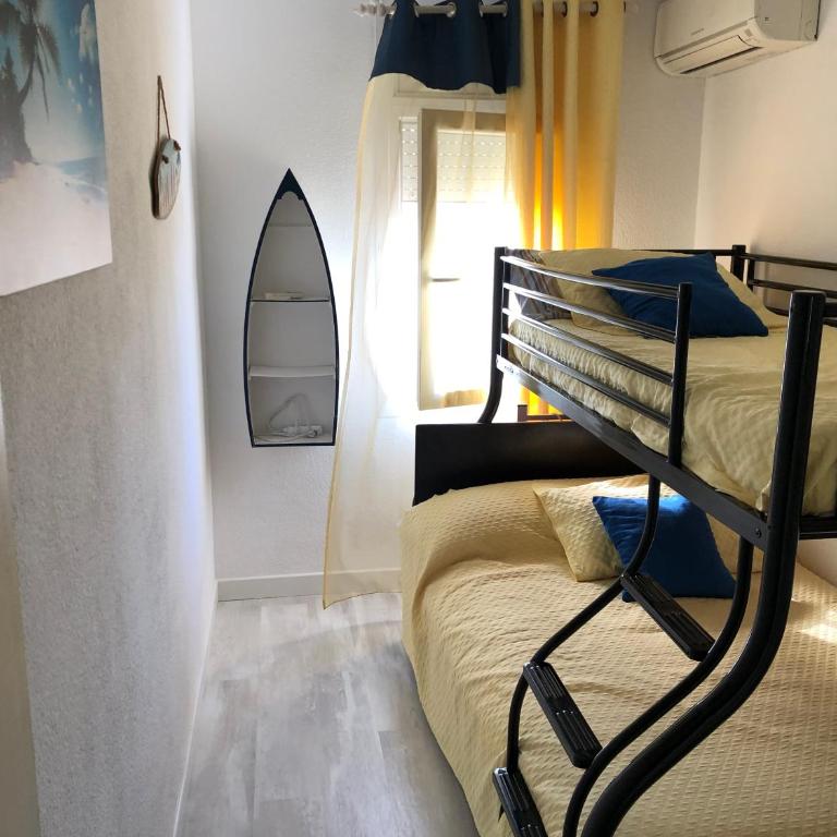 MAENA Marinola - Empuriabrava Port - 69m2- Vue canal principal - Plage centrale 500m - Apartamento de 2 dormitorios - 8