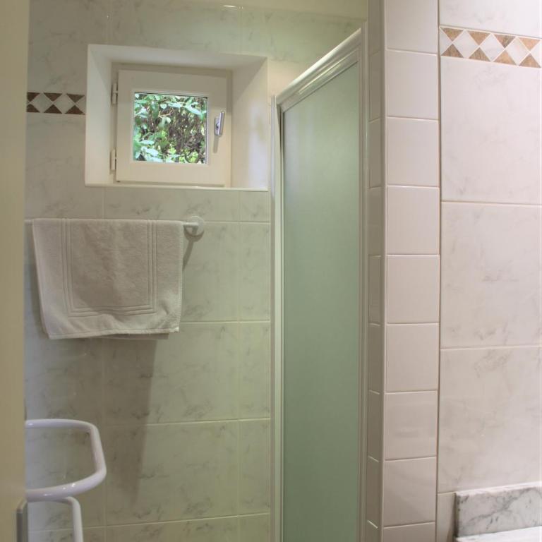 Bastidon avec piscine Gordes Lubéron - Maison 2 Chambres - 16