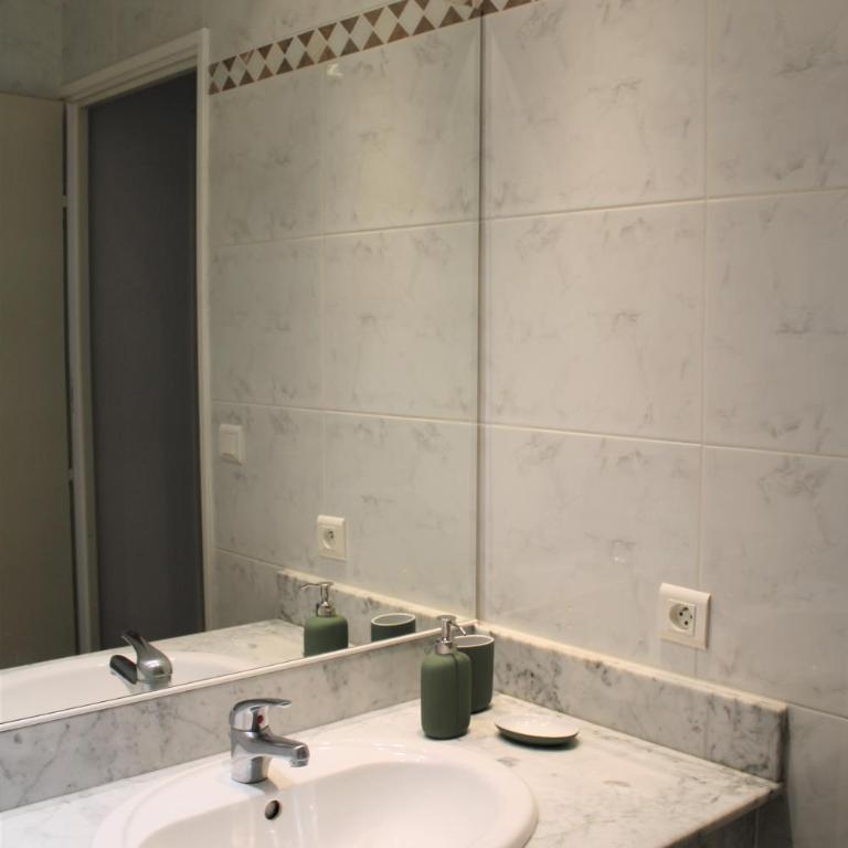 Bastidon avec piscine Gordes Lubéron - Maison 2 Chambres - 15
