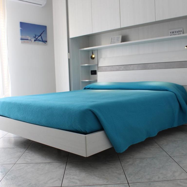 SoleLunaMare Guest House - Camera Matrimoniale - 1