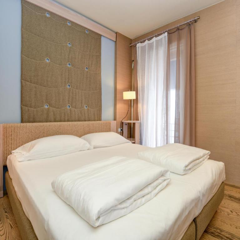 Hotel Flaminia - Camera Comfort Matrimoniale/Doppia con Letti Singoli - Dependance - 1