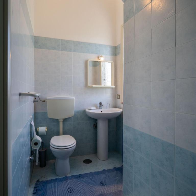 Villa Brunella - Camera Quadrupla con Bagno Privato - 5