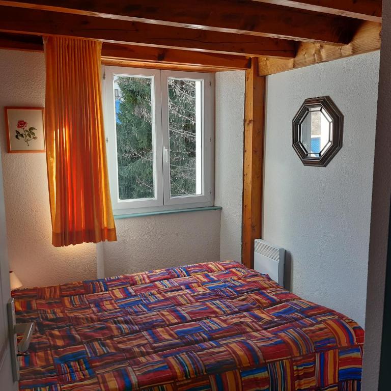Appart situé au sein d'une résidence à Barèges pour 4 à 6 personnes, 1 chambre, 1 mezzanine - Two-Bedroom Apartment - 6