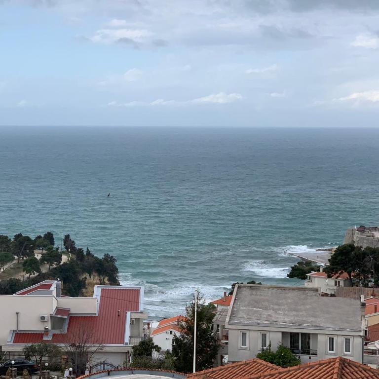Art's Apartment mit Pool Ulcinj Pinjes - Two-Bedroom Apartment - 15