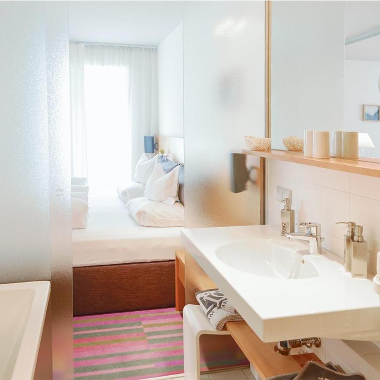 Quality Hosts Arlberg - Hotel ANTON - Doppelzimmer - 11