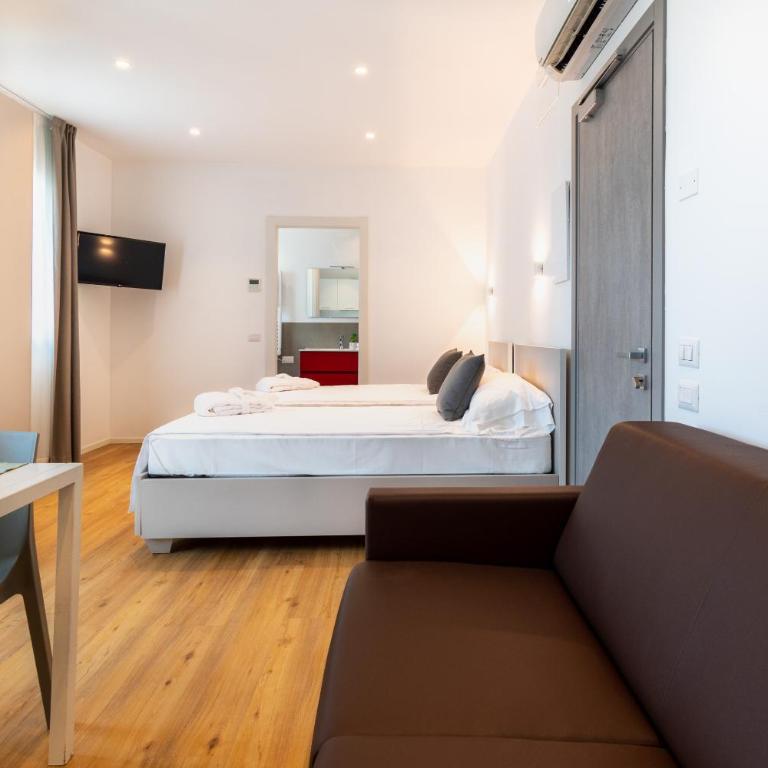 Superior Beach Aparthotel - Monolocale - 8