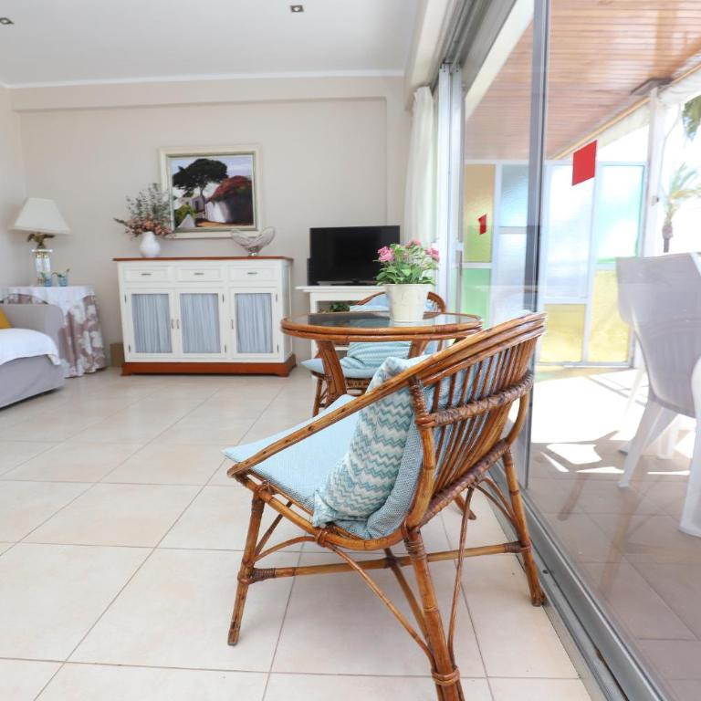 DIFFERENTFLATS Morsa - Apartamento de 2 dormitorios con vistas al mar - 20
