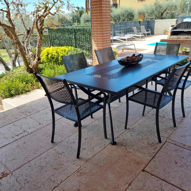 Casa Pergola 1 - Grande Appartamento per 6 ospiti - fronte piscina, parking - Three-Bedroom Apartment - 16