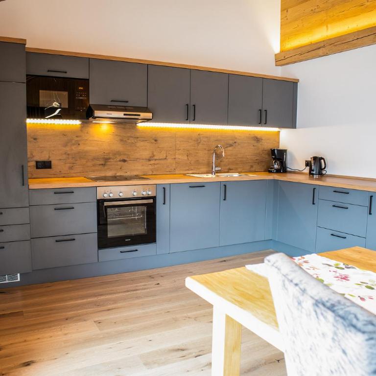 Gästehaus Oben am Berg - Apartment mit 2 Schlafzimmern und Balkon - 5
