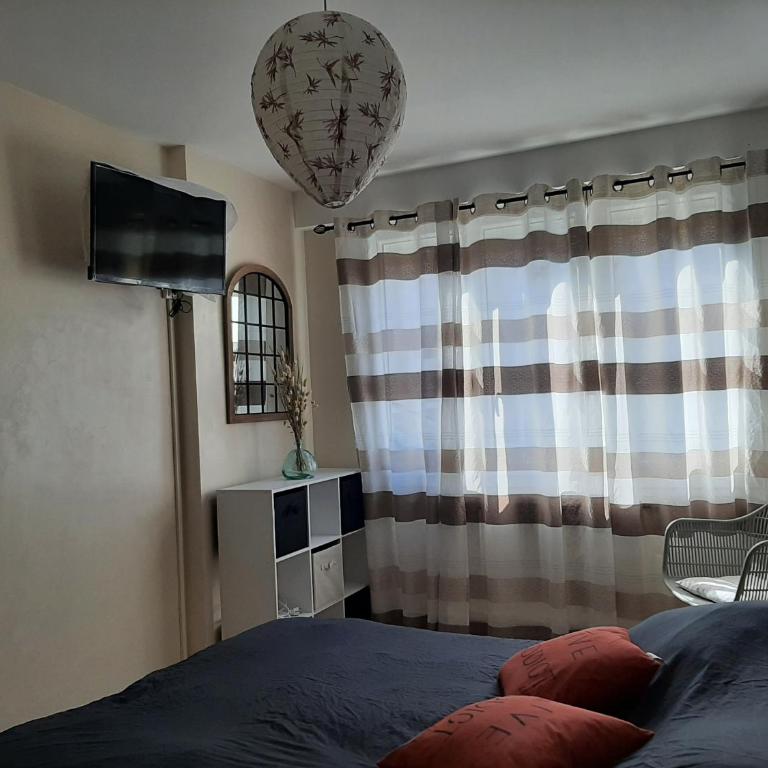 GRAINES AU VENT - Two-Bedroom Apartment - 2