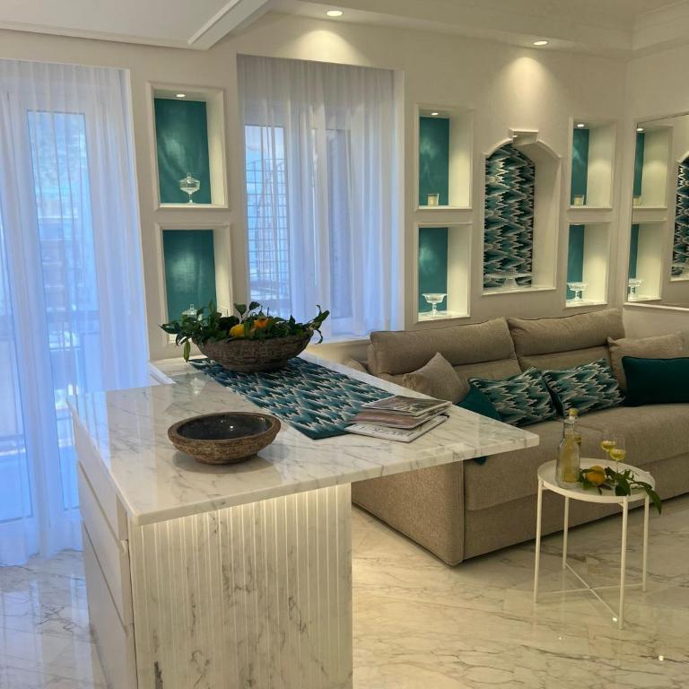 MAISON LADY CLAUDIA LUXURY ACCOMMODATION - Appartamento con 1 Camera da Letto - 16