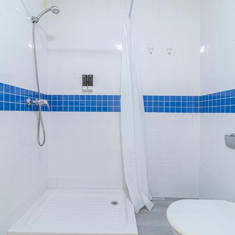 Allo Apartments Europa I Parking Piscina Padel 3 Habitaciones - Apartamento de 3 dormitorios - 74