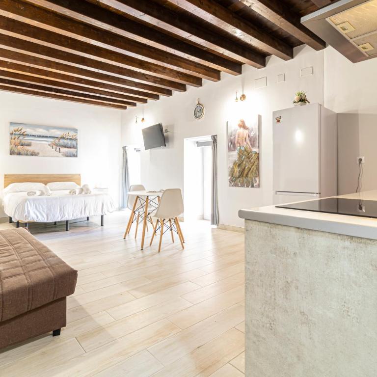 Allo Apartments Plateros Centro Jacuzzi Comunitario - Loft with private hydromassage bathtub - 26