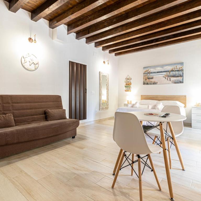 Allo Apartments Plateros Centro Jacuzzi Comunitario - Loft with private hydromassage bathtub - 10
