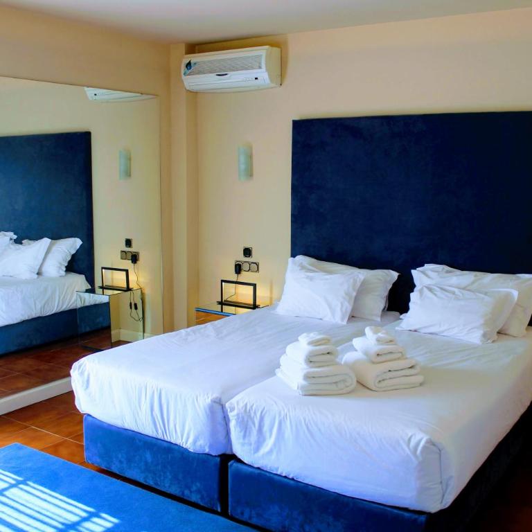 Hotel Don Manuel - Habitación Doble Deluxe - 2 camas - 2