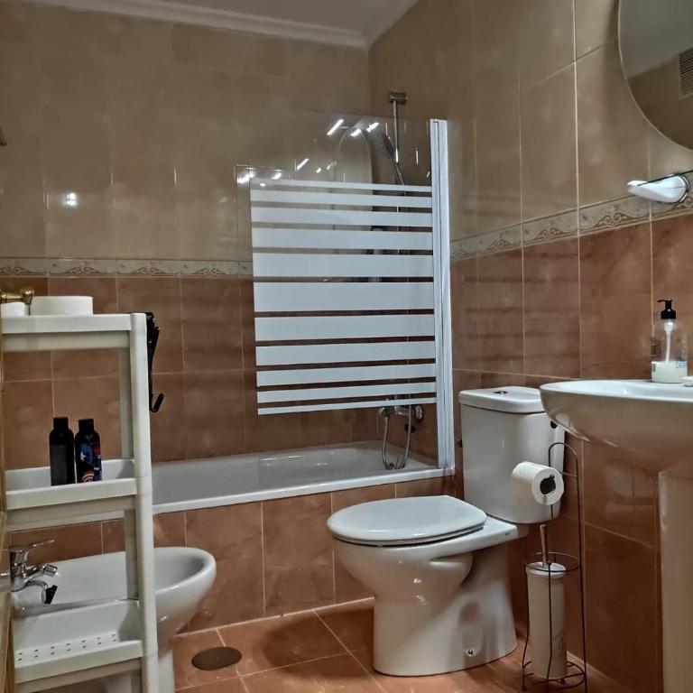 Apartamento céntrico con wifi y parking de coche tamaño medio - Apartamento de 2 dormitorios - 43