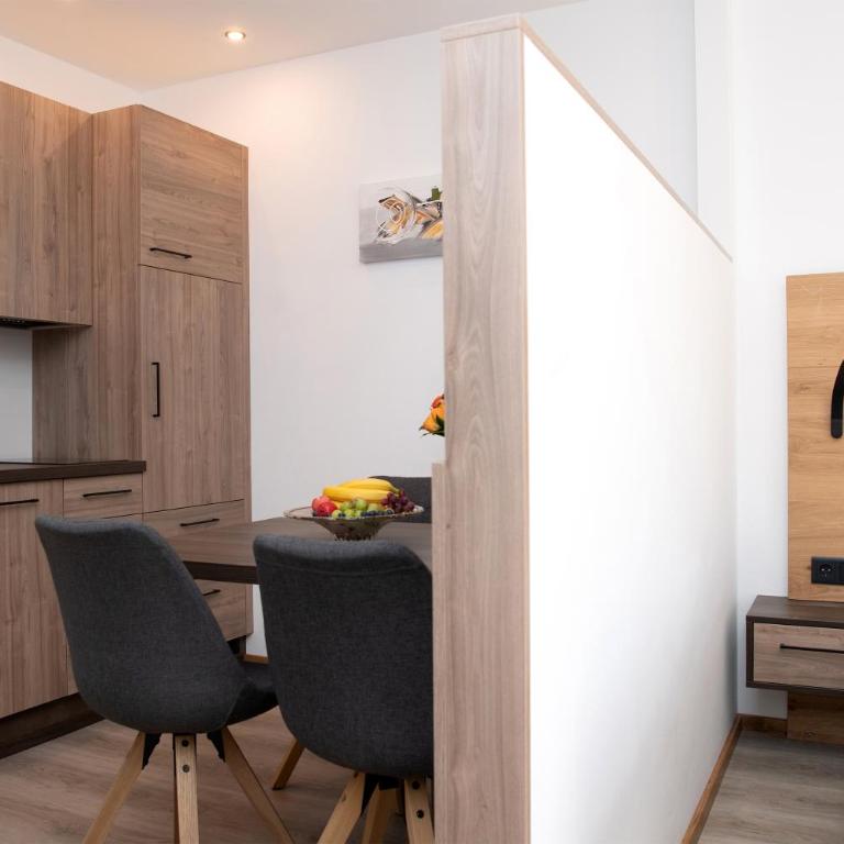 Hotel Restaurant Ulbing - Apartment mit 1 Schlafzimmer und Balkon - 12