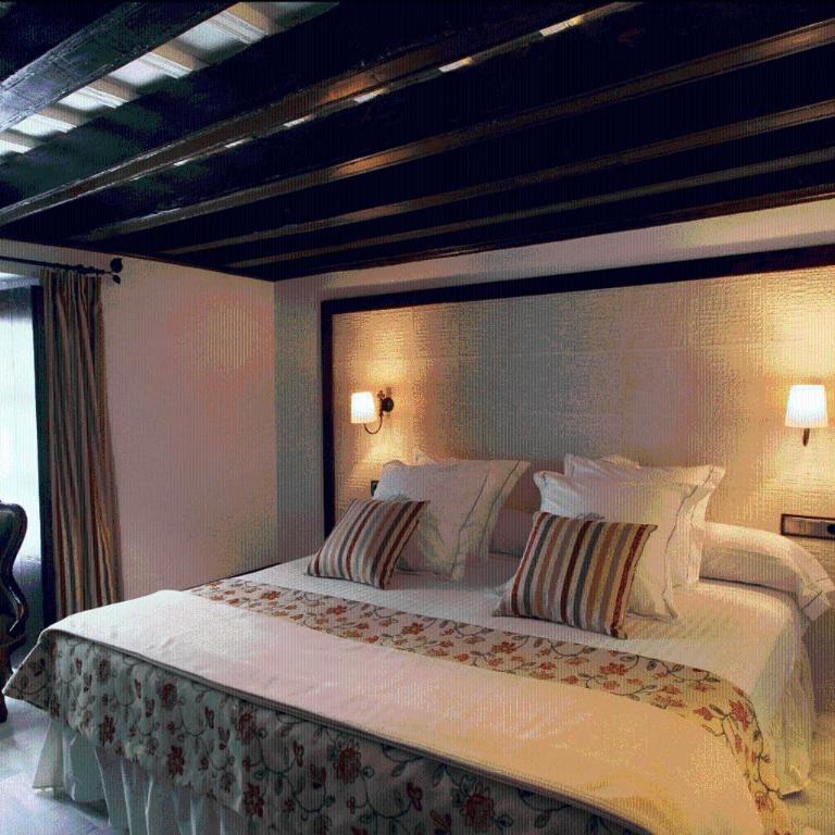 Hostal Palacio San Bartolomé - Suite Familiar - 2