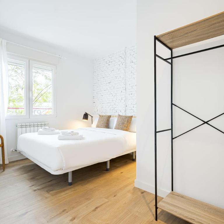 Vallecano Apartments by Olala Homes - Three-Bedroom Apartment - 18