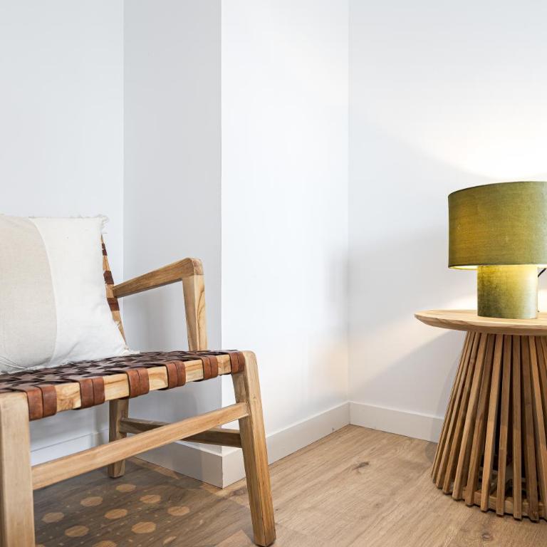 Vallecano Apartments by Olala Homes - Three-Bedroom Apartment - 10