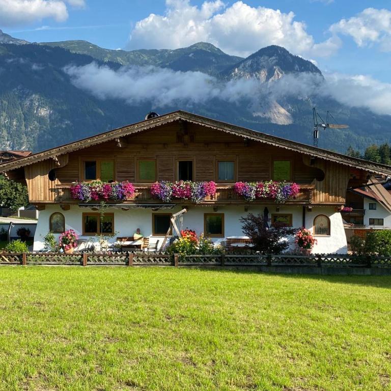 Haus Panorama - Doppelzimmer mit Dusche - 6