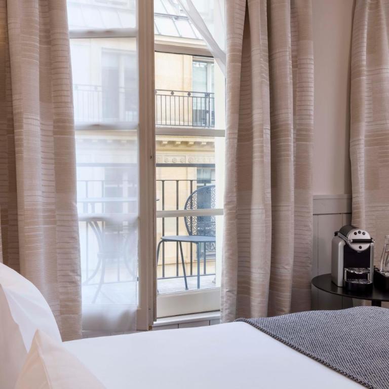 Hôtel Hélios Opéra - Chambre Double ou Lits Jumeaux Deluxe avec Balcon - 6