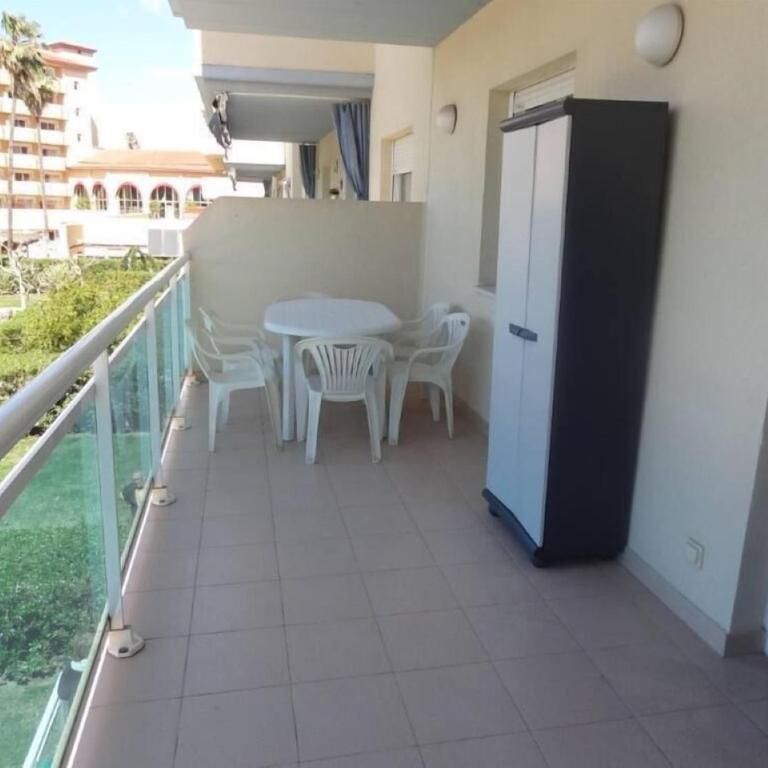 Los Juncos - Two-Bedroom Apartment - 14