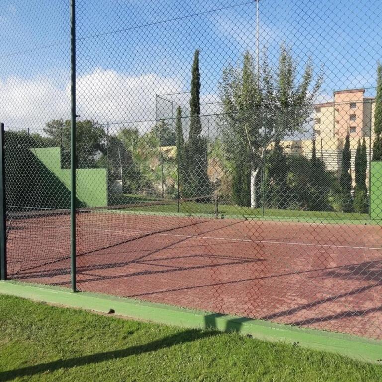 Los Juncos - Two-Bedroom Apartment - 12