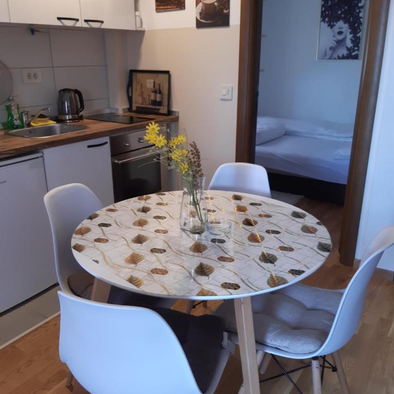 Apartman Dadja Zlatibor & SPA - One-Bedroom Apartment - 7