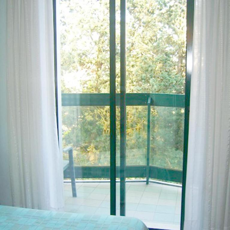 New Tiffany's Park - Camera Matrimoniale/Doppia con Letti Singoli con Vista Piscina - 7