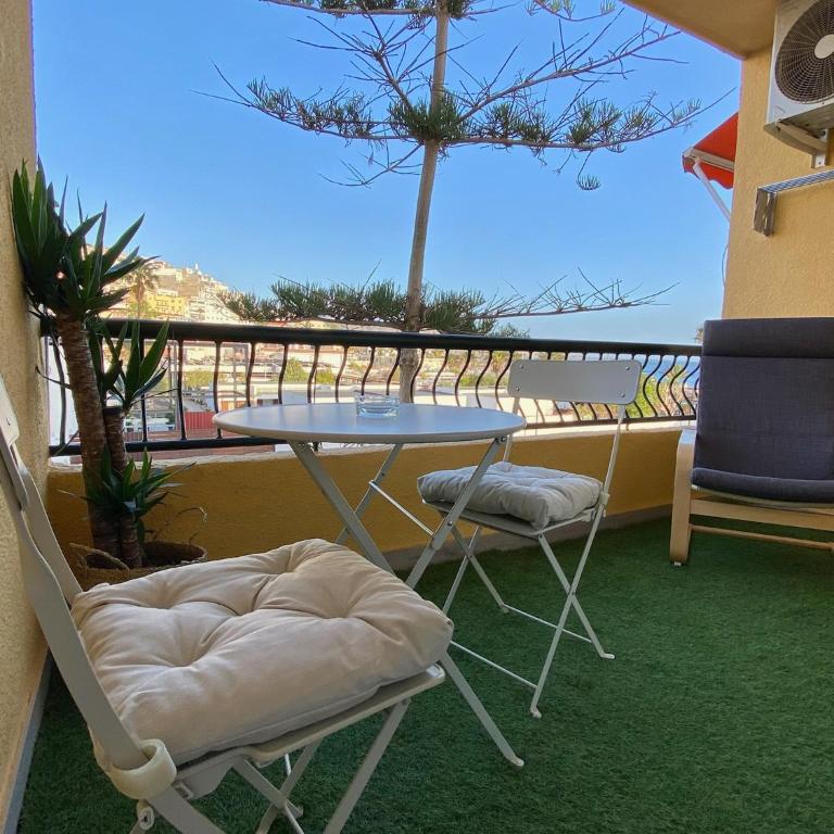 Estudio en los Cristianos. Ubicación ideal. - Apartamento de 1 dormitorio - 8