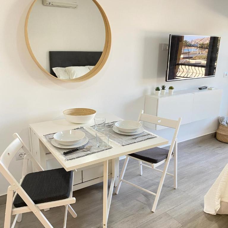 Estudio en los Cristianos. Ubicación ideal. - Apartamento de 1 dormitorio - 3