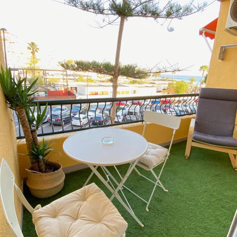 Estudio en los Cristianos. Ubicación ideal. - Apartamento de 1 dormitorio - 9