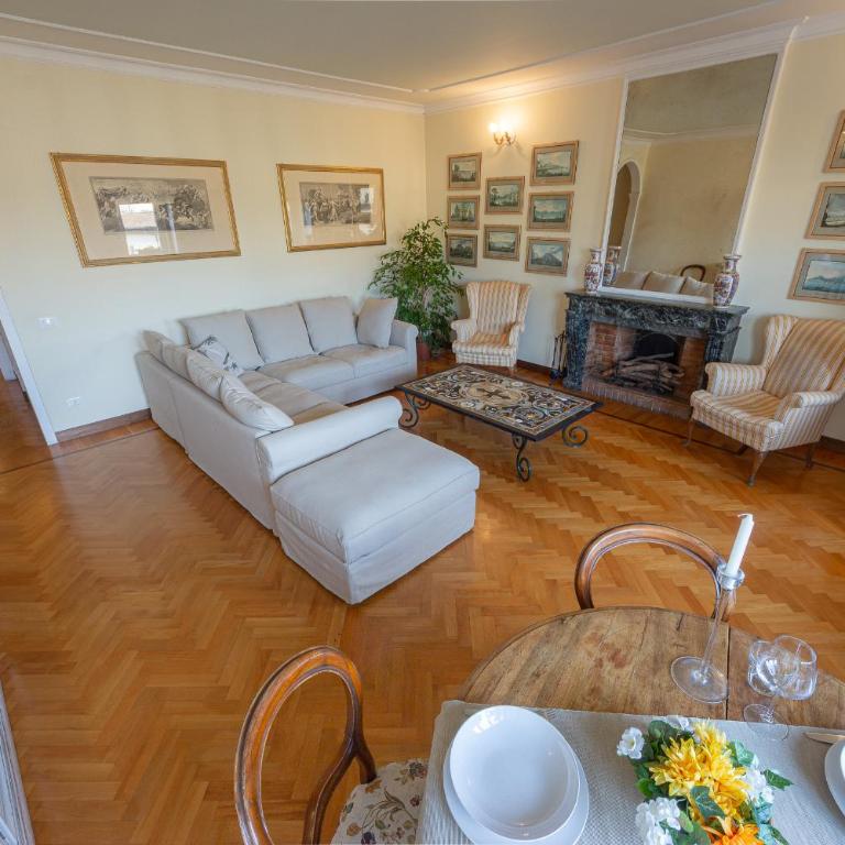 Ponte Vecchio Luxury II - Appartamento con 3 Camere da Letto - 12