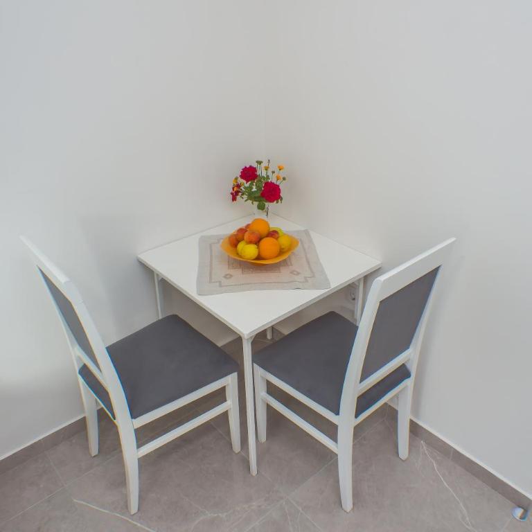 Apartments KOVAC - Studio s Pogledom na Vrt - 5