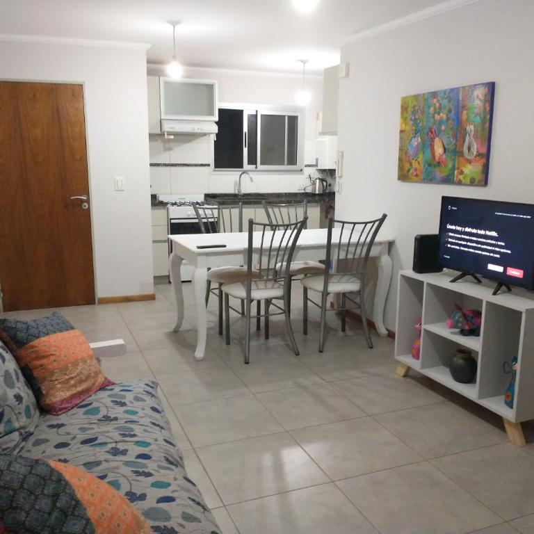 Alquilo departamento por día en Barrio Gral Paz - One-Bedroom Apartment - 1
