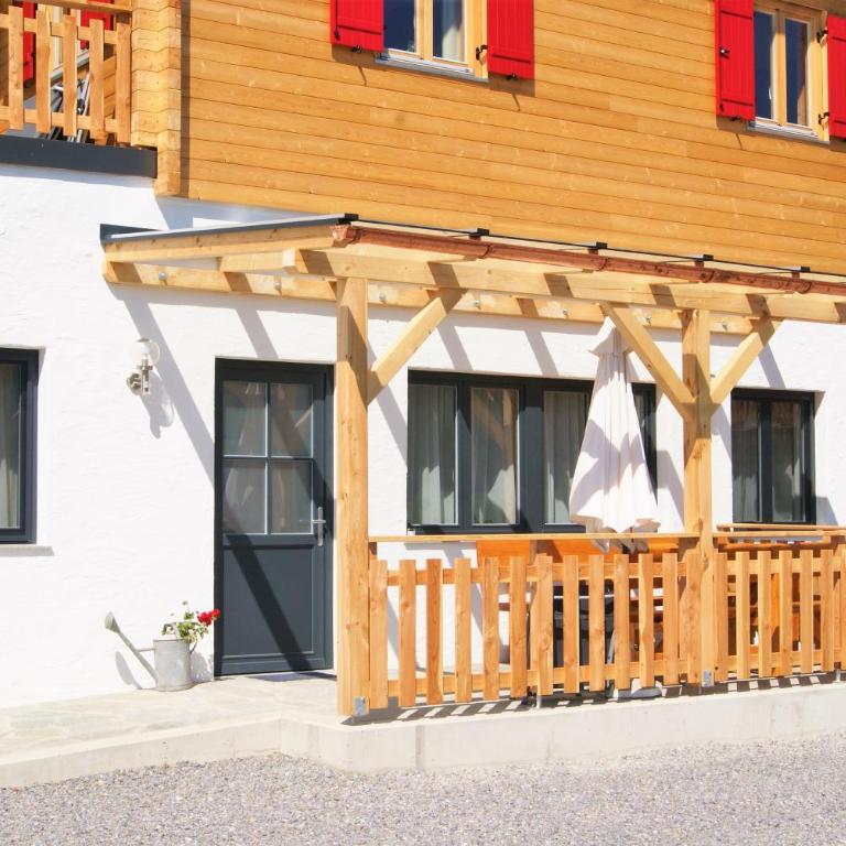 Ferienwohnung in ruhiger Lage- Panorama Terrasse, 2 SZ, rollstuhlfreundlich - Apartment mit Blick auf die Berge - 1