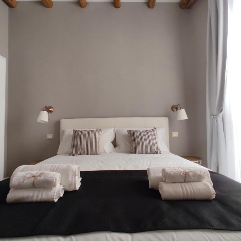 Manno Rooms Affittacamere - Camera Matrimoniale Superior - 7