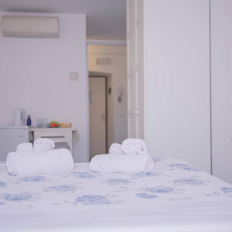 Viadeibanchi - Camera Matrimoniale con Bagno Privato - 7