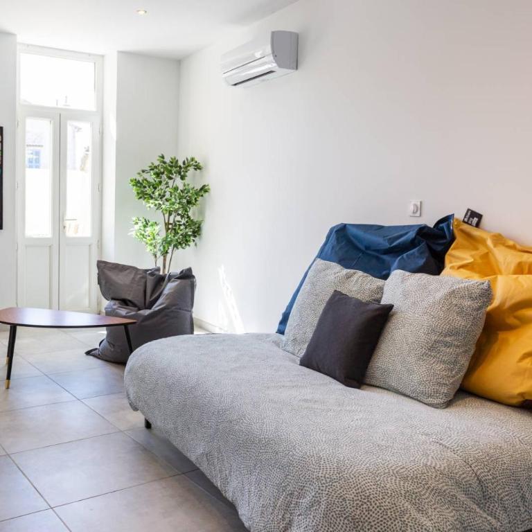 MaxBnb - CLIMATISÉ - Grand Studio 37m2 & terrasse 30m2 - Est - One-Bedroom Apartment - 9