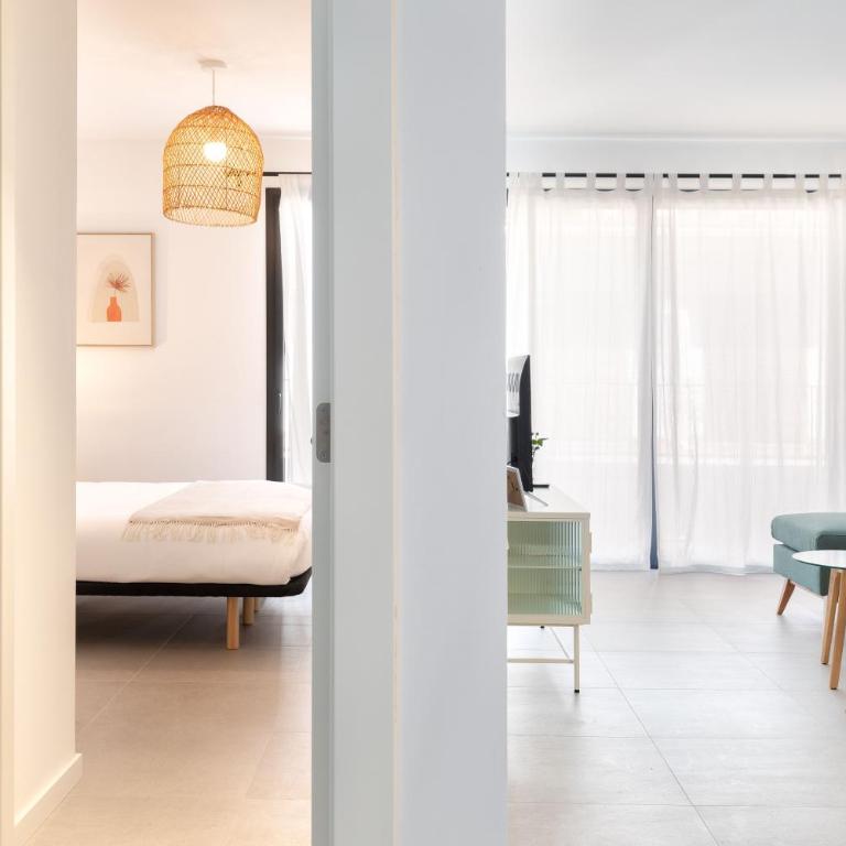 Flateli Sant Antoni 3 - Apartamento de 3 dormitorios - 16