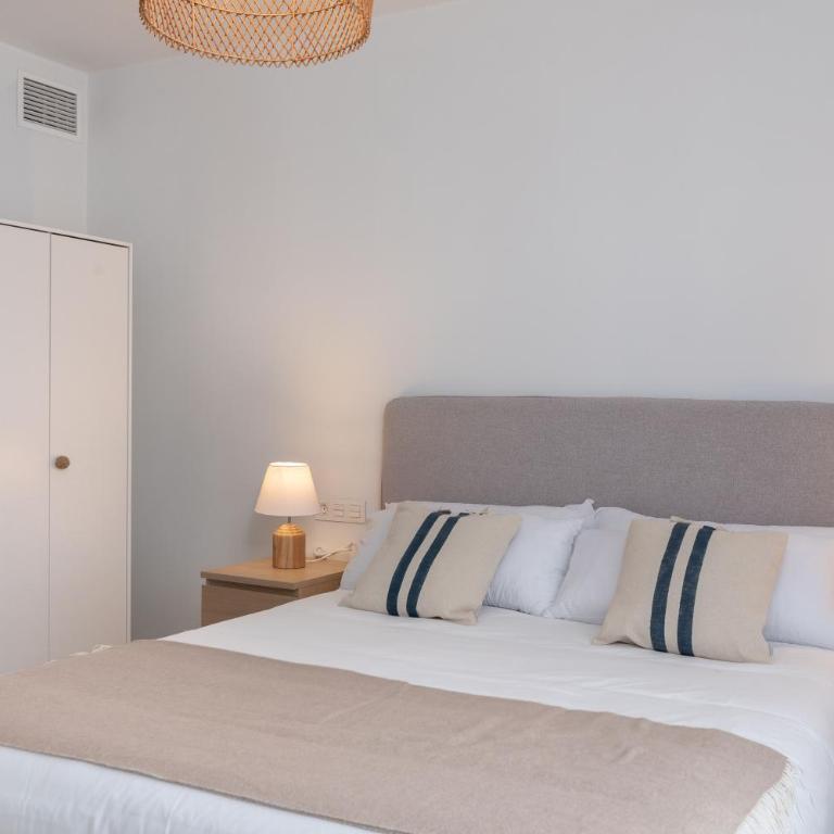 Flateli Sant Antoni 4 - Apartamento de 3 dormitorios - 8