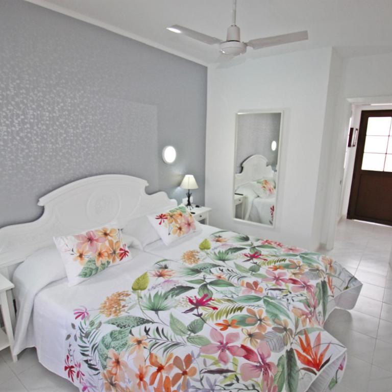 Casas Verol - One-Bedroom Apartment - 24