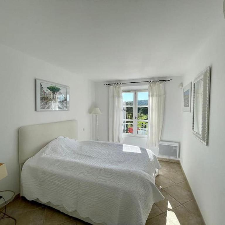 Charmantes Haus im Golf Club Saint Tropez - Maison 3 Chambres - 5