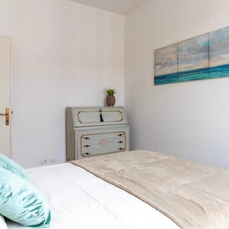 Henry's House - Via Palestro 4 - Appartamento con 3 Camere da Letto - 47